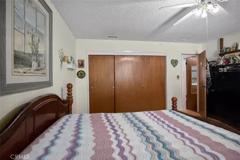 Bedroom - 6561 Tokay, Tujunga, CA 91042 photo 1 of 4