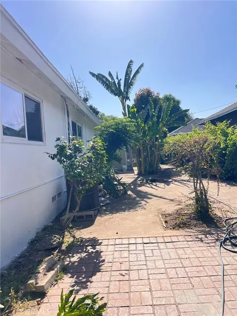Exterior - 279 N 11th, Upland, CA 91786 photo 6 of 9