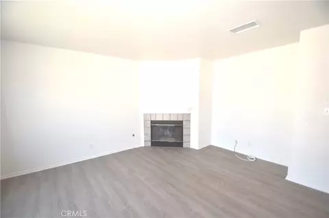 Living - 674 Myrtle, Perris, CA 92571 photo 4 of 4