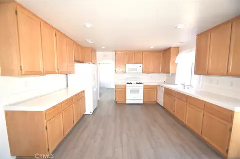 Kitchen - 674 Myrtle, Perris, CA 92571 photo 1 of 1