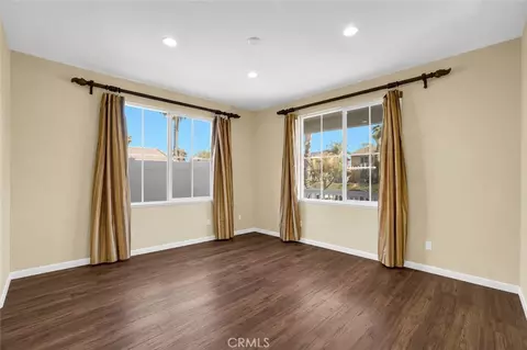 Living - 17081 Greentree Dr, Riverside, CA 92503 photo 5 of 14