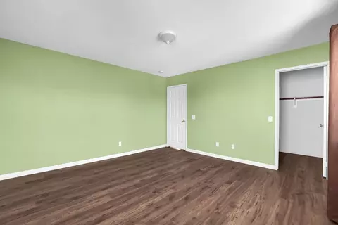 Bedroom - 17081 Greentree Dr, Riverside, CA 92503 photo 6 of 8