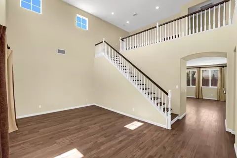 Living - 17081 Greentree Dr, Riverside, CA 92503 photo 1 of 14