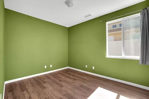 Bedroom - 17081 Greentree Dr, Riverside, CA 92503 photo 1 of 8