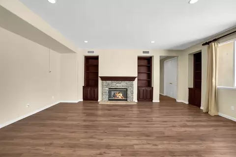 Living - 17081 Greentree Dr, Riverside, CA 92503 photo 7 of 14