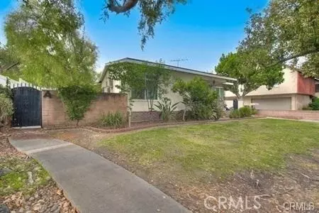 Exterior - 835 E Foothill Blvd, Monrovia, CA 91016 photo 1 of 3
