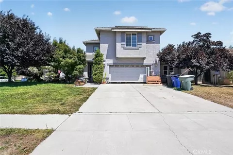 82 N Wathen, Sanger, CA 93657