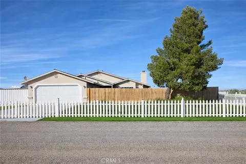 9637 Glade, California City, CA 93505