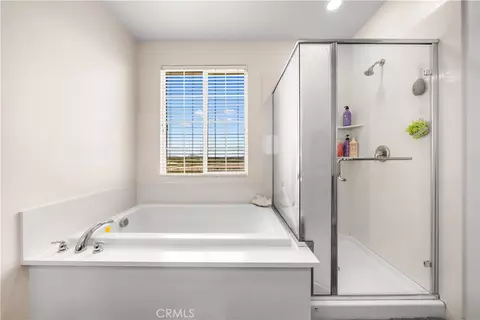 Bath - 3258 E Denali Dr, Ontario, CA 91762 photo 4 of 4