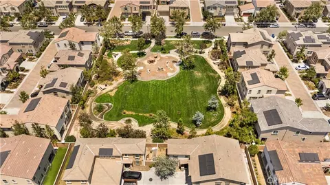 View/Area - 3258 E Denali Dr, Ontario, CA 91762 photo 3 of 6