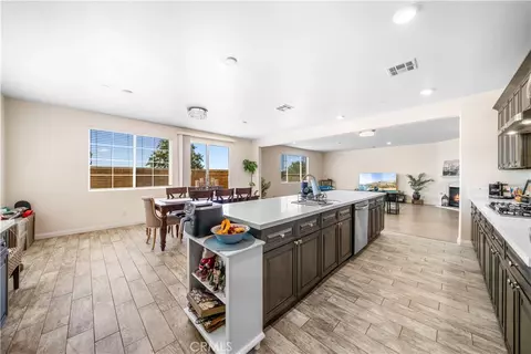 Entry Way - 3258 E Denali Dr, Ontario, CA 91762 photo 5 of 10