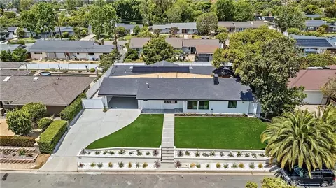 12621 Singing Wood Dr, Santa Ana, CA 92705