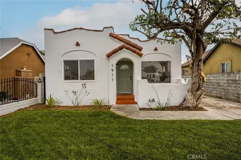 1911 W 65th, Los Angeles, CA 90047