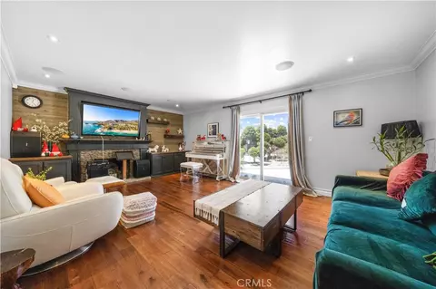 125 W Ronwood St, Glendora, CA 91740 photo 4