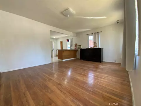 Living - 6350 Myrtle Ave, Long Beach, CA 90805 photo 1 of 3