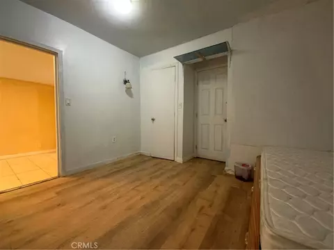 Bedroom - 6350 Myrtle Ave, Long Beach, CA 90805 photo 5 of 11