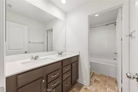 Entry Way - 774 Green Ct, Perris, CA 92571 photo 3 of 3