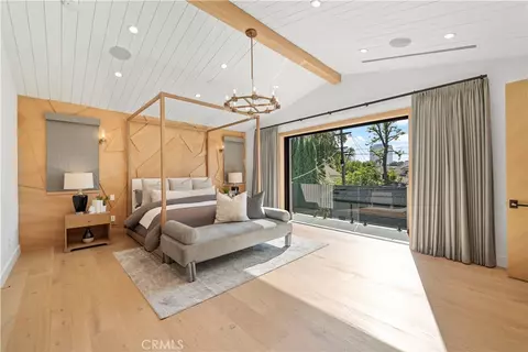 4765 Lemona Ave, Sherman Oaks, CA 91403