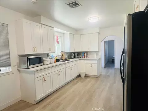 Kitchen - 556 W Campus Vw, Riverside, CA 92507 photo 1 of 3