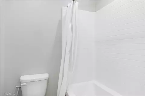 Bath - 121 Novel, Irvine, CA 92618 photo 3 of 5