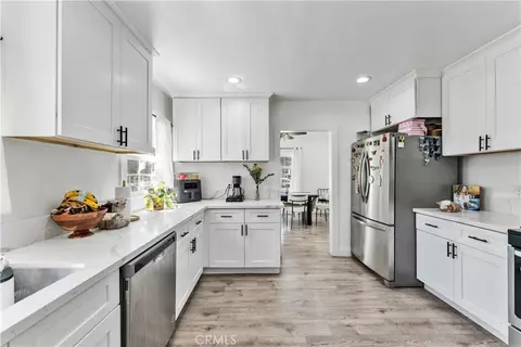 Kitchen - 656 E I, Ontario, CA 91764 photo 2 of 3