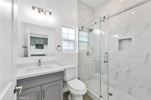 Bath - 656 E I, Ontario, CA 91764 photo 3 of 5