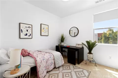 Bedroom - 129 Terrapin, Irvine, CA 92618 photo 4 of 4