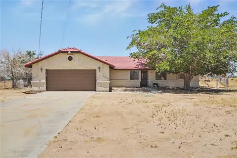 13451 Sonora Rd, Phelan, CA 92371