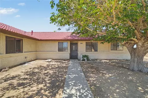 Exterior - 13451 Sonora Rd, Phelan, CA 92371 photo 2 of 8