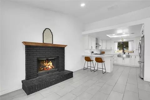 Kitchen - 13451 Sonora Rd, Phelan, CA 92371 photo 1 of 5