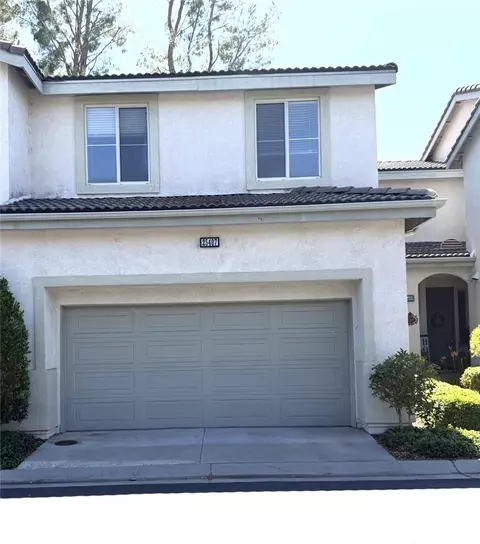 25407 Calcutta Pass Ln, Saugus, CA 91350