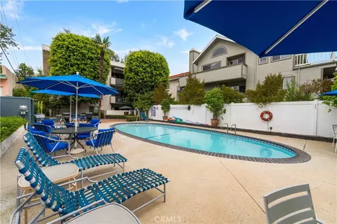 985 E California, Pasadena, CA 91106 photo 5