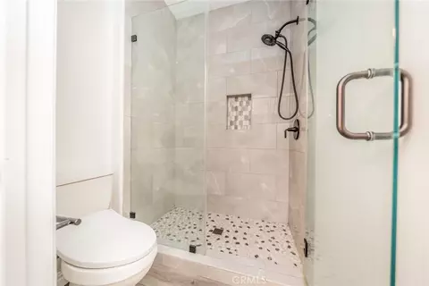 Bath - 2089 E Duron St, Colton, CA 92324 photo 7 of 7
