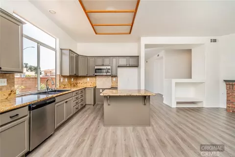 Kitchen - 2089 E Duron St, Colton, CA 92324 photo 4 of 4