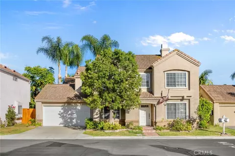 16 Santa Clara St, Aliso Viejo, CA 92656