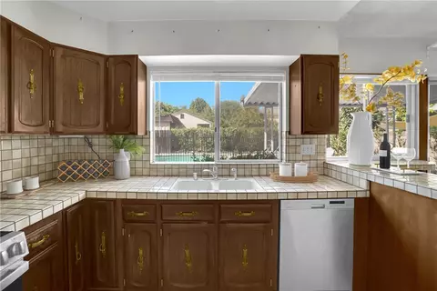 Kitchen - 151 E Wistaria, Arcadia, CA 91006 photo 4 of 4