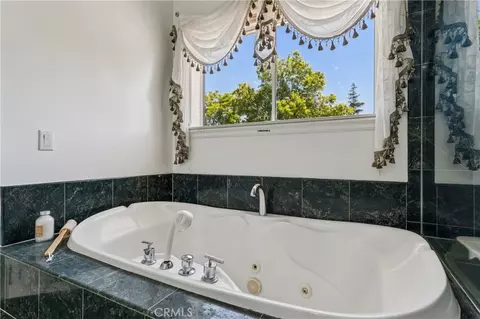 Bath - 515 W Le Roy, Arcadia, CA 91007 photo 3 of 3