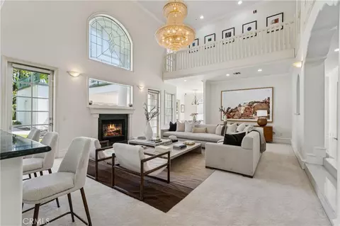 Living - 515 W Le Roy, Arcadia, CA 91007 photo 6 of 8
