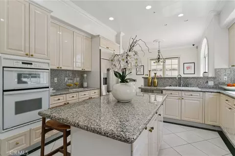 Kitchen - 515 W Le Roy, Arcadia, CA 91007 photo 2 of 2