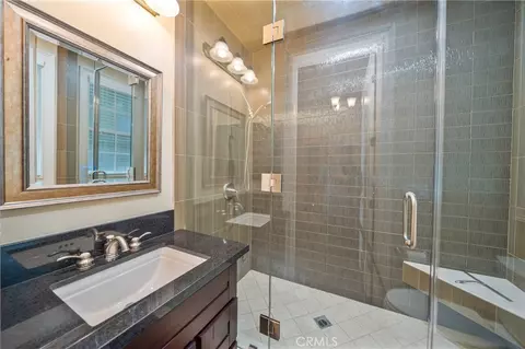 Bath - 355 W Palm Dr, Arcadia, CA 91007 photo 2 of 9