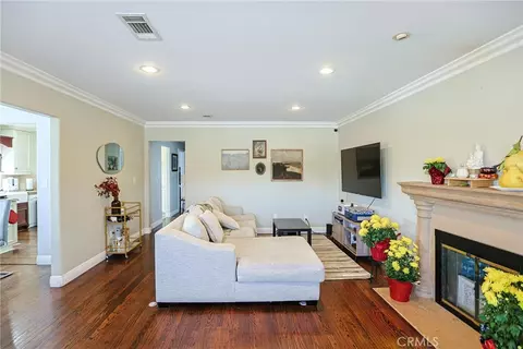 Living - 313 E 11th, Azusa, CA 91702 photo 4 of 4