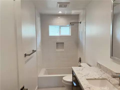 Bath - 313 E 11th, Azusa, CA 91702 photo 3 of 4