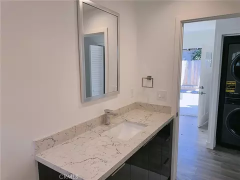 Bath - 313 E 11th, Azusa, CA 91702 photo 4 of 4