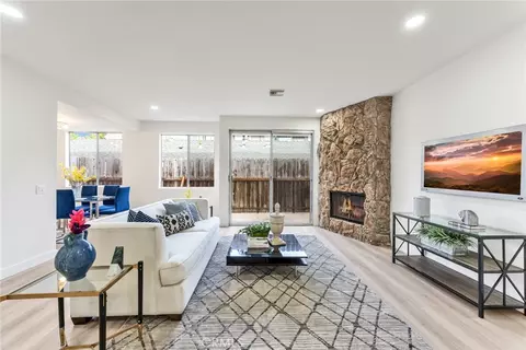 1338 Harvard #C, Santa Monica, CA 90404