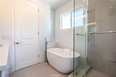 Bath - 3945 Blanche, Pasadena, CA 91107 photo 6 of 6