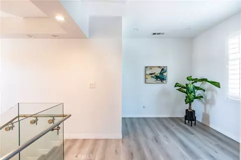 Entry Way - 3945 Blanche, Pasadena, CA 91107 photo 11 of 12