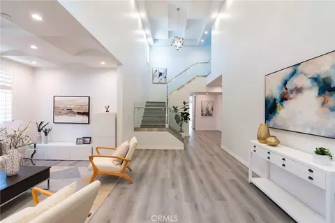 Entry Way - 3945 Blanche, Pasadena, CA 91107 photo 2 of 12