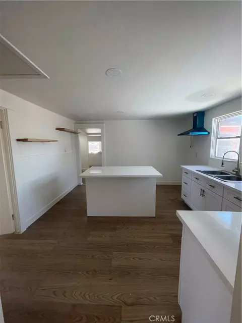Kitchen - 44627 Beech Ave, Lancaster, CA 93534 photo 1 of 2