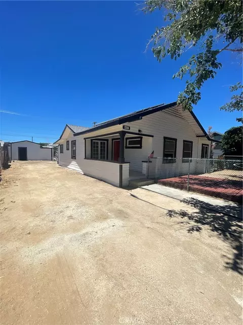Other - 44627 Beech Ave, Lancaster, CA 93534 photo 2 of 6