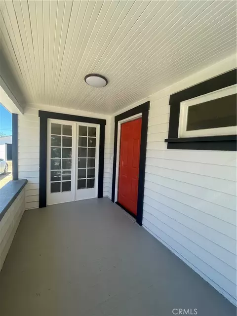Exterior - 44627 Beech Ave, Lancaster, CA 93534 photo 2 of 5